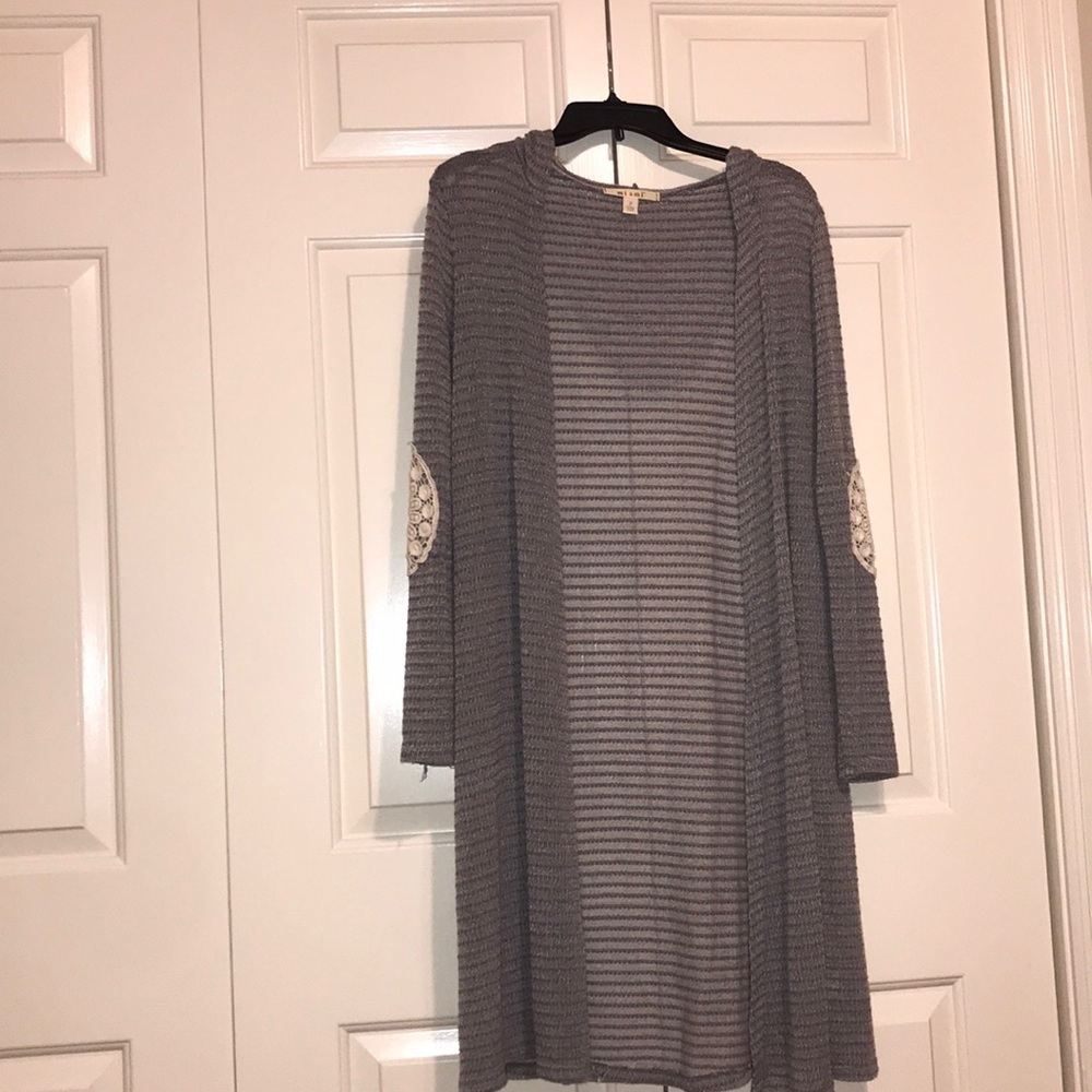 Mi ami size small